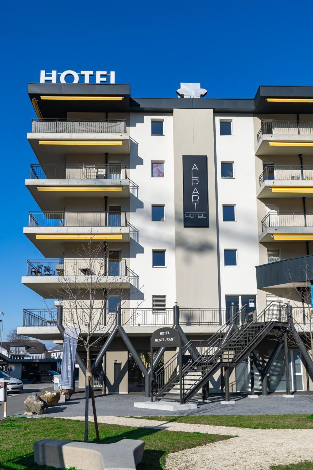 Alp Art Hotel Monthey Collombey-Muraz Exterior foto