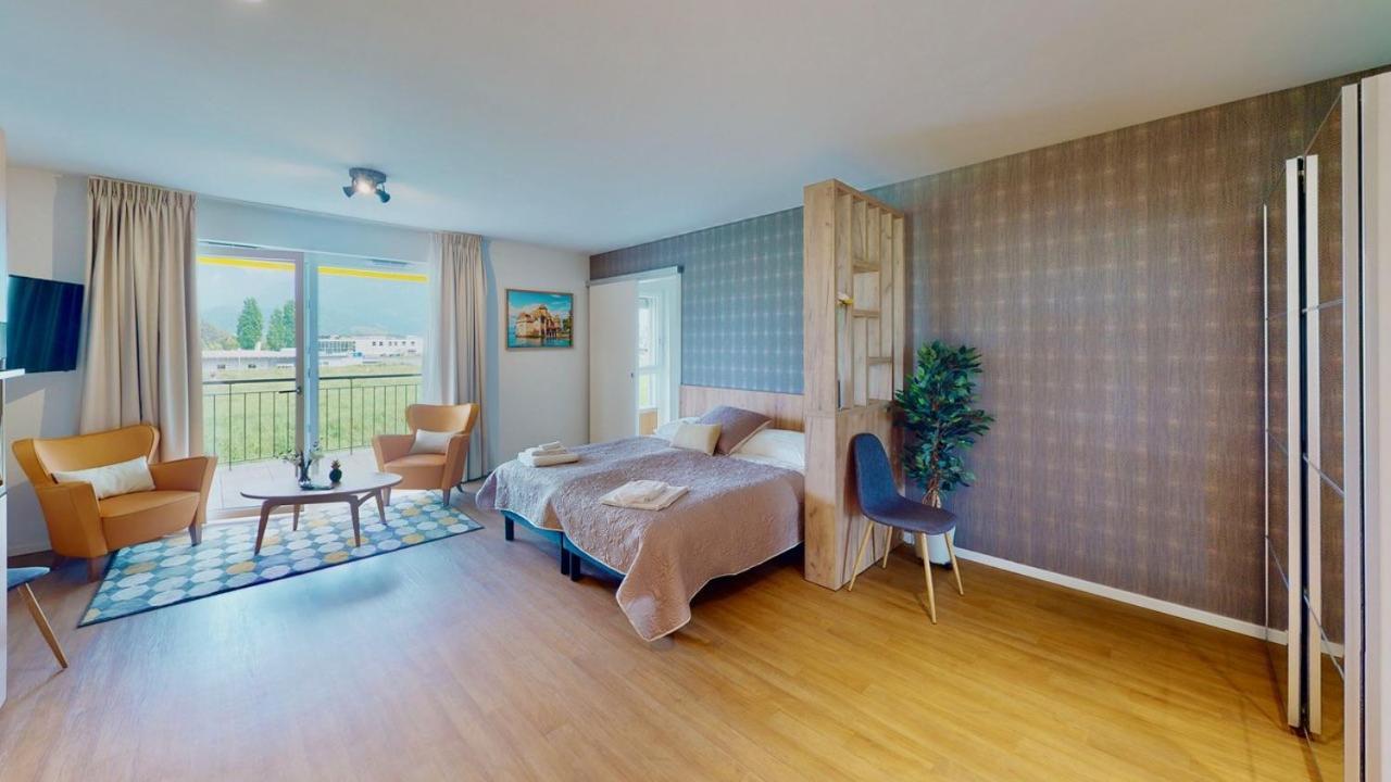 Alp Art Hotel Monthey Collombey-Muraz Exterior foto