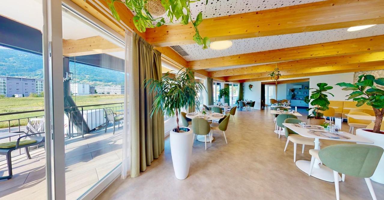 Alp Art Hotel Monthey Collombey-Muraz Exterior foto