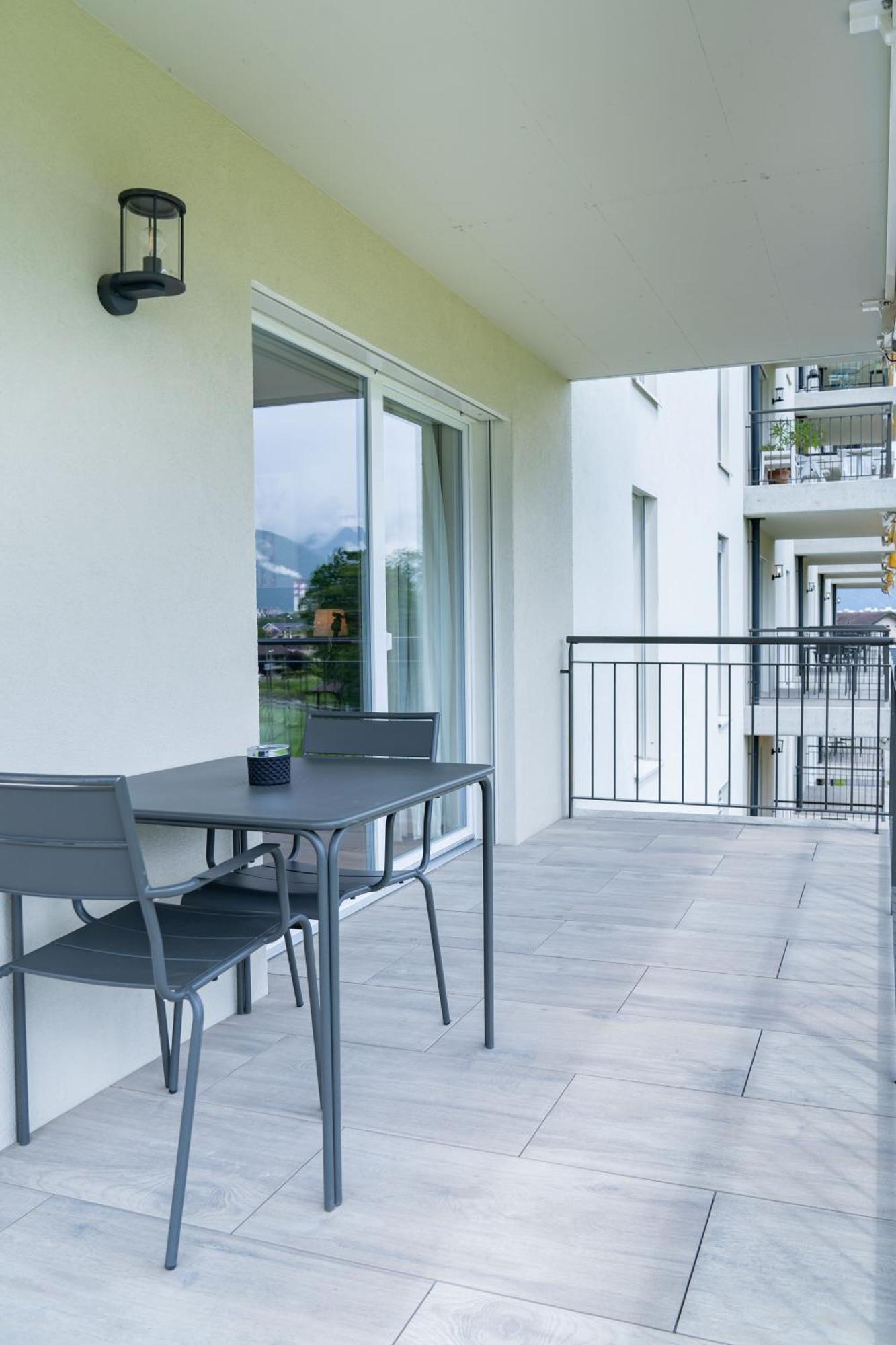 Alp Art Hotel Monthey Collombey-Muraz Exterior foto