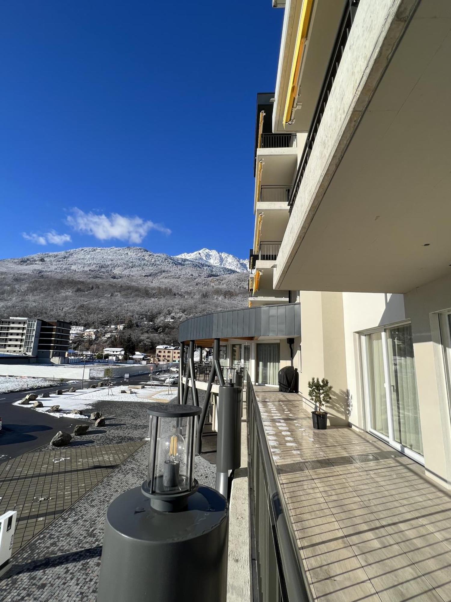 Alp Art Hotel Monthey Collombey-Muraz Exterior foto